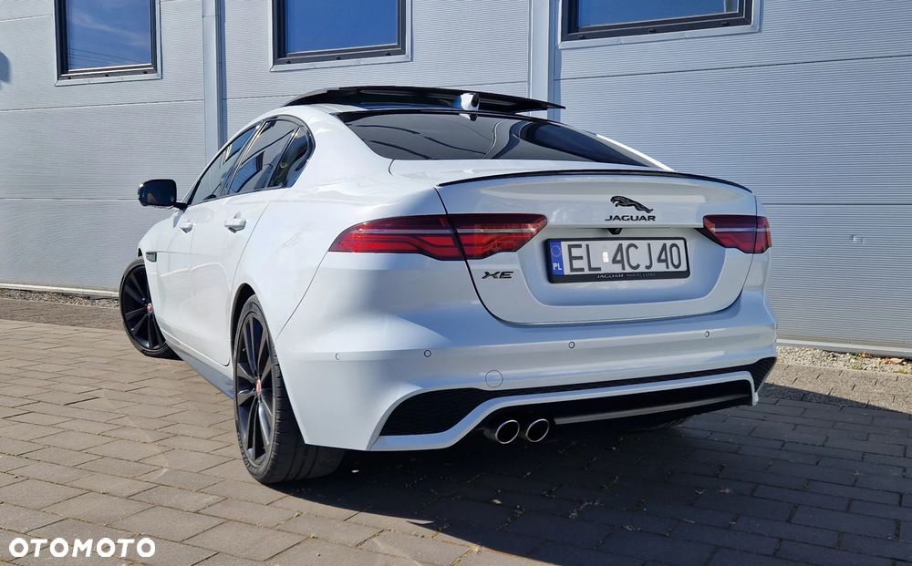 Jaguar XE 2.0 D200 mHEV R-Dynamic HSE - 20