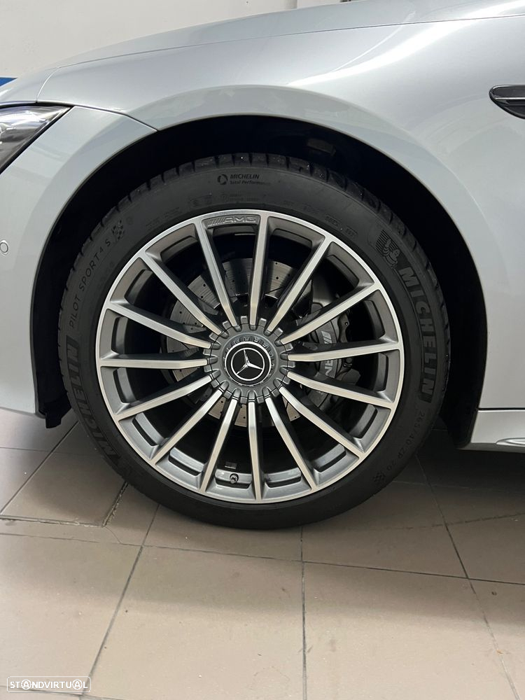 Mercedes-Benz AMG GT 43 4Matic+ Coupe Speedshift TCT 9G - 11