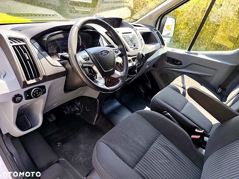 Ford Transit - 10
