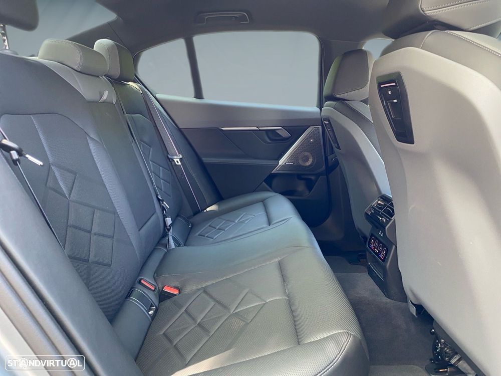 BMW i5 M60 xDrive Pack Desportivo M Pro - 26