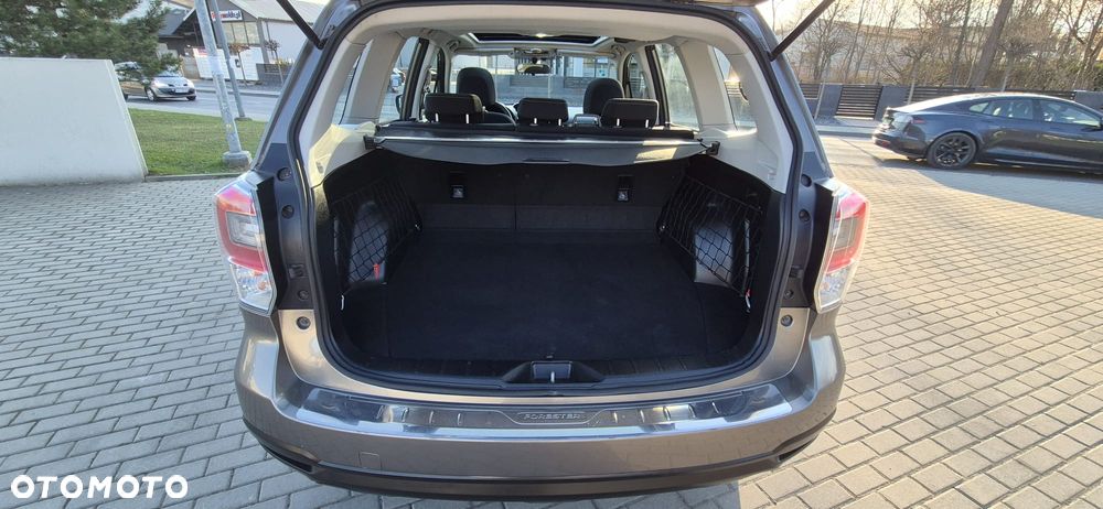 Subaru Forester 2.0 i Active Lineartronic - 4