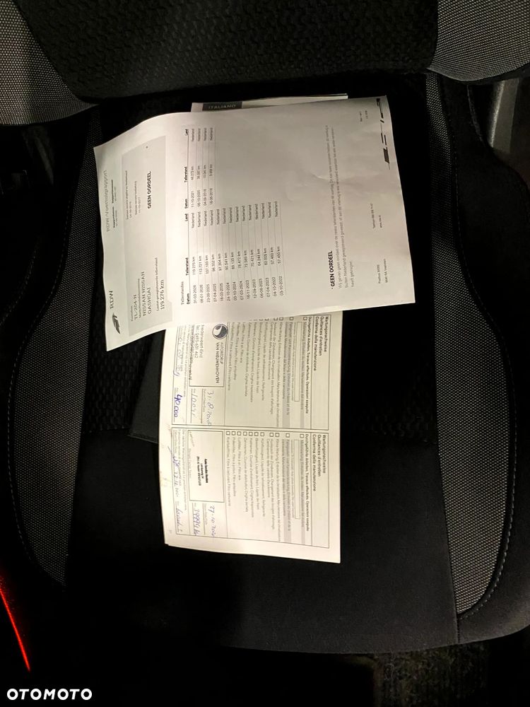 Nissan Qashqai 1.6 dCi Xtronic TEKNA+ - 26