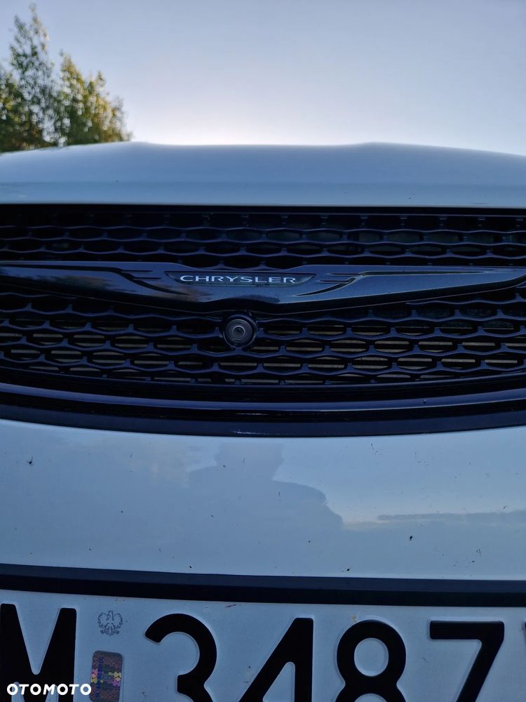 Chrysler Pacifica - 9