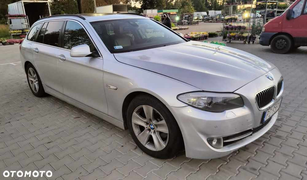 BMW Seria 5 520d - 6