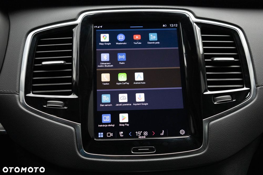 Volvo XC 90 B5 D AWD Ultimate Dark - 28