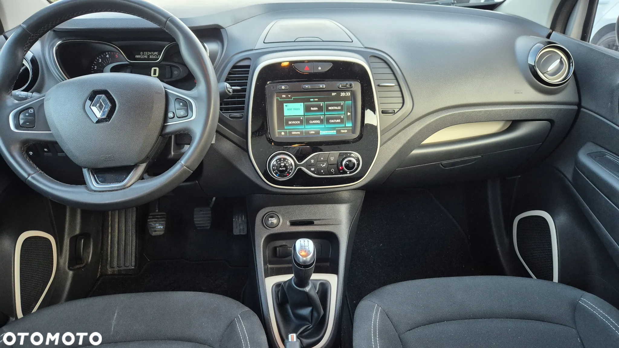 Renault Captur - 13