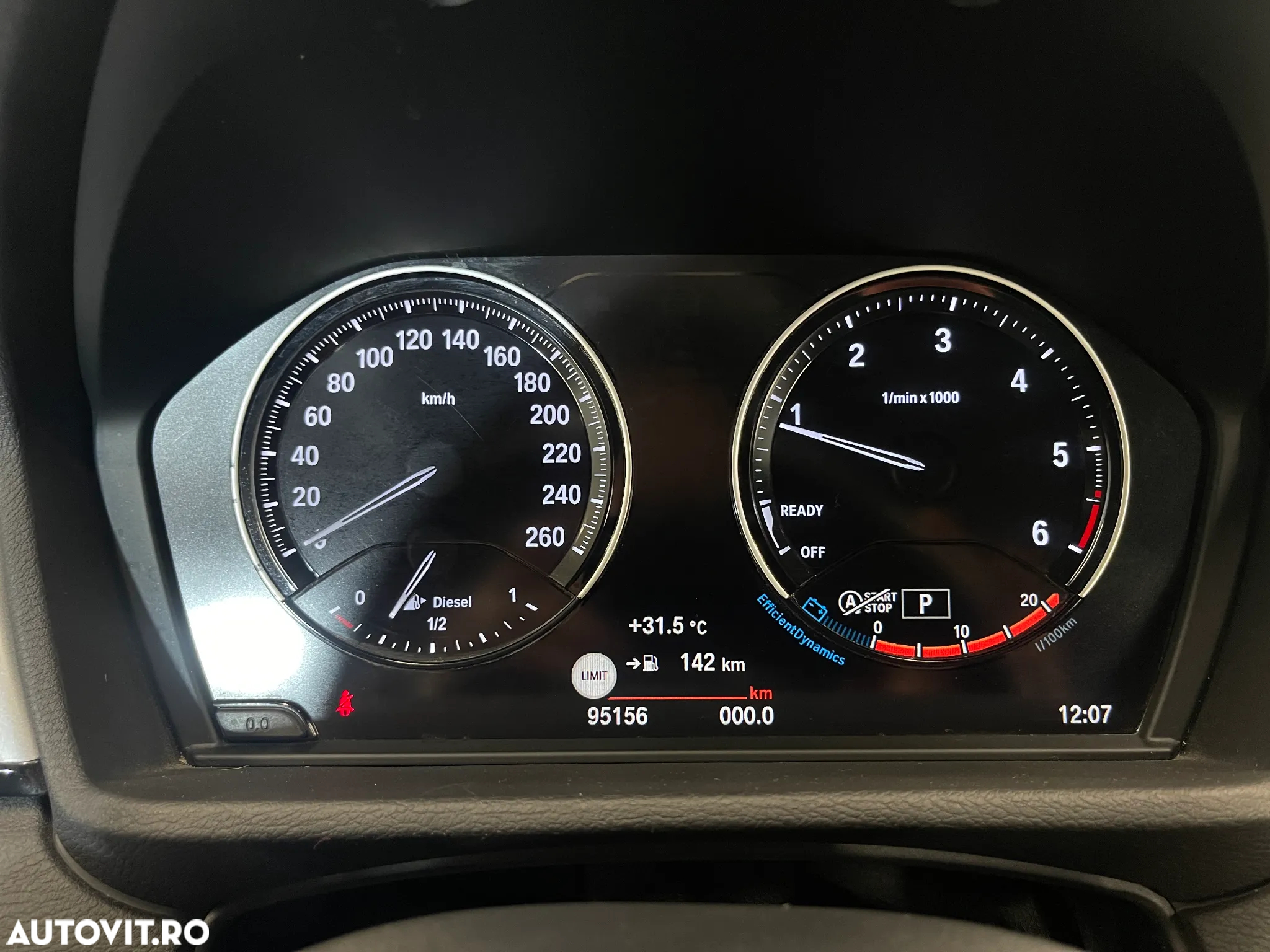 BMW X1 - 24
