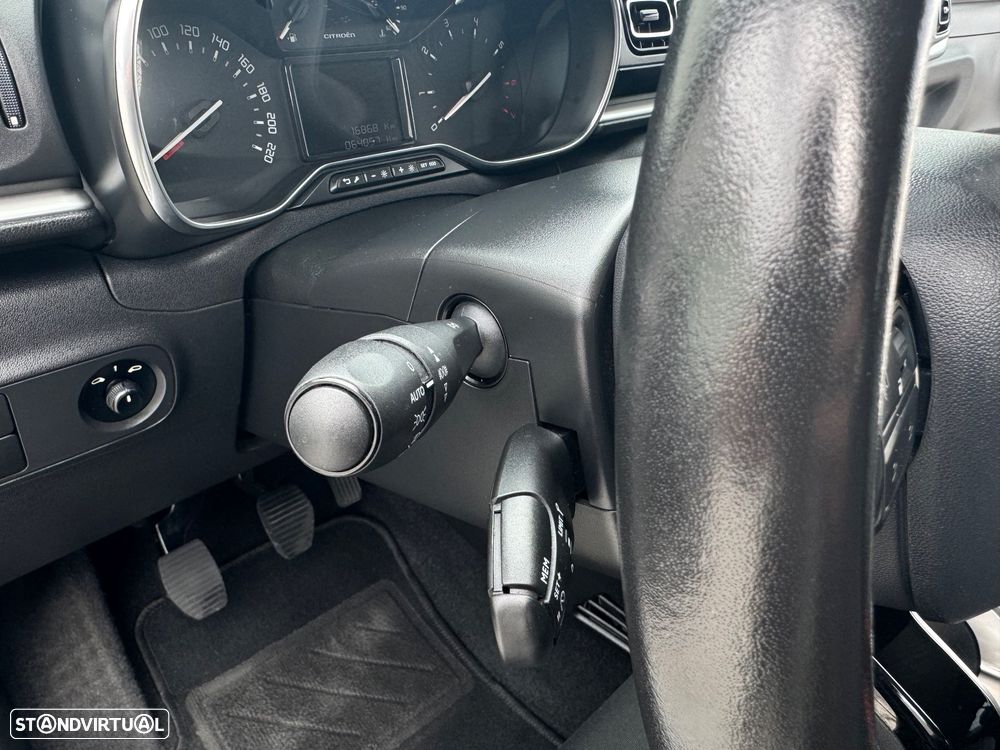 Citroën C3 1.2 PureTech Shine - 31