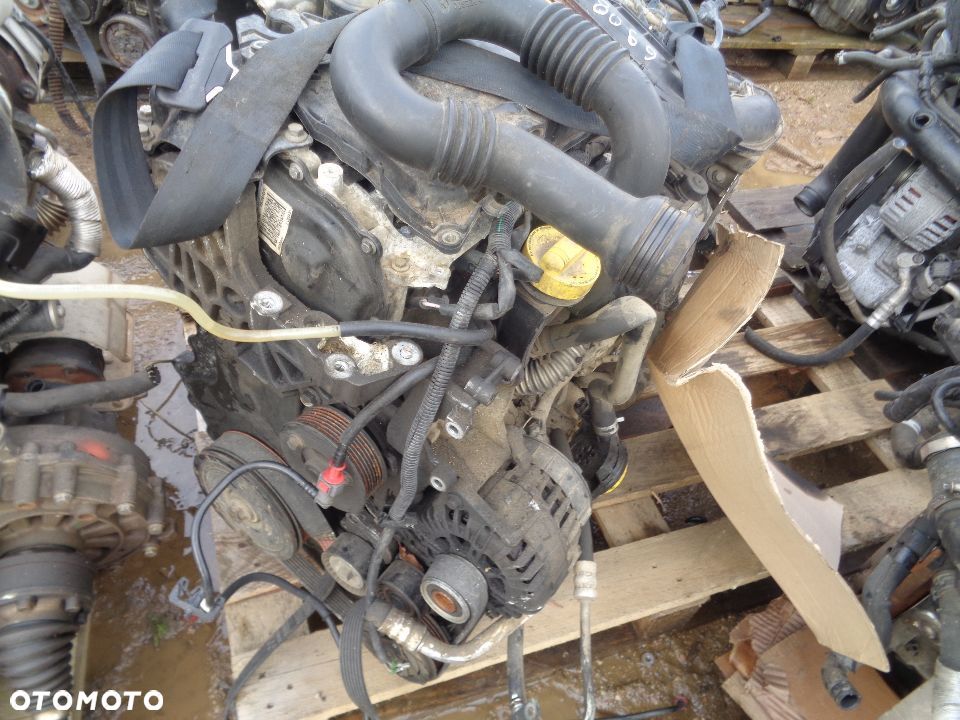 RENAULT TRAFIC II VIVARO ALTERNATOR 2.0 DCI M9R - 2