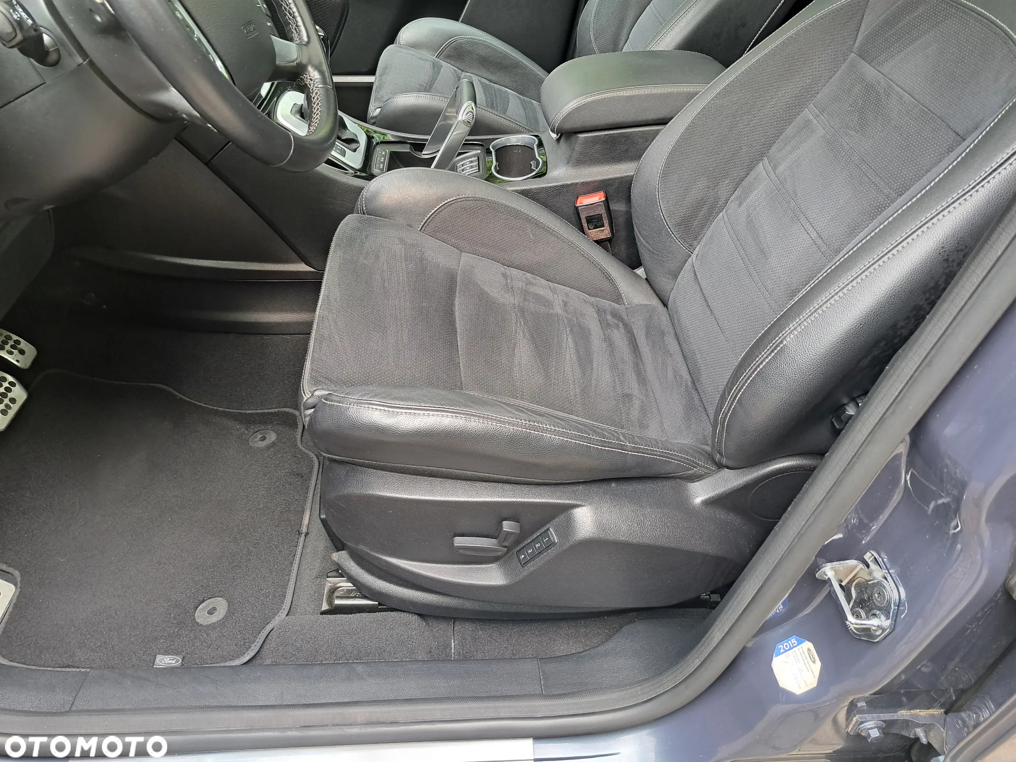 Ford S-Max - 23