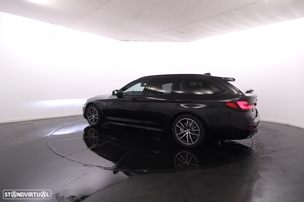 BMW 520 d Pack Desportivo M Auto - 4