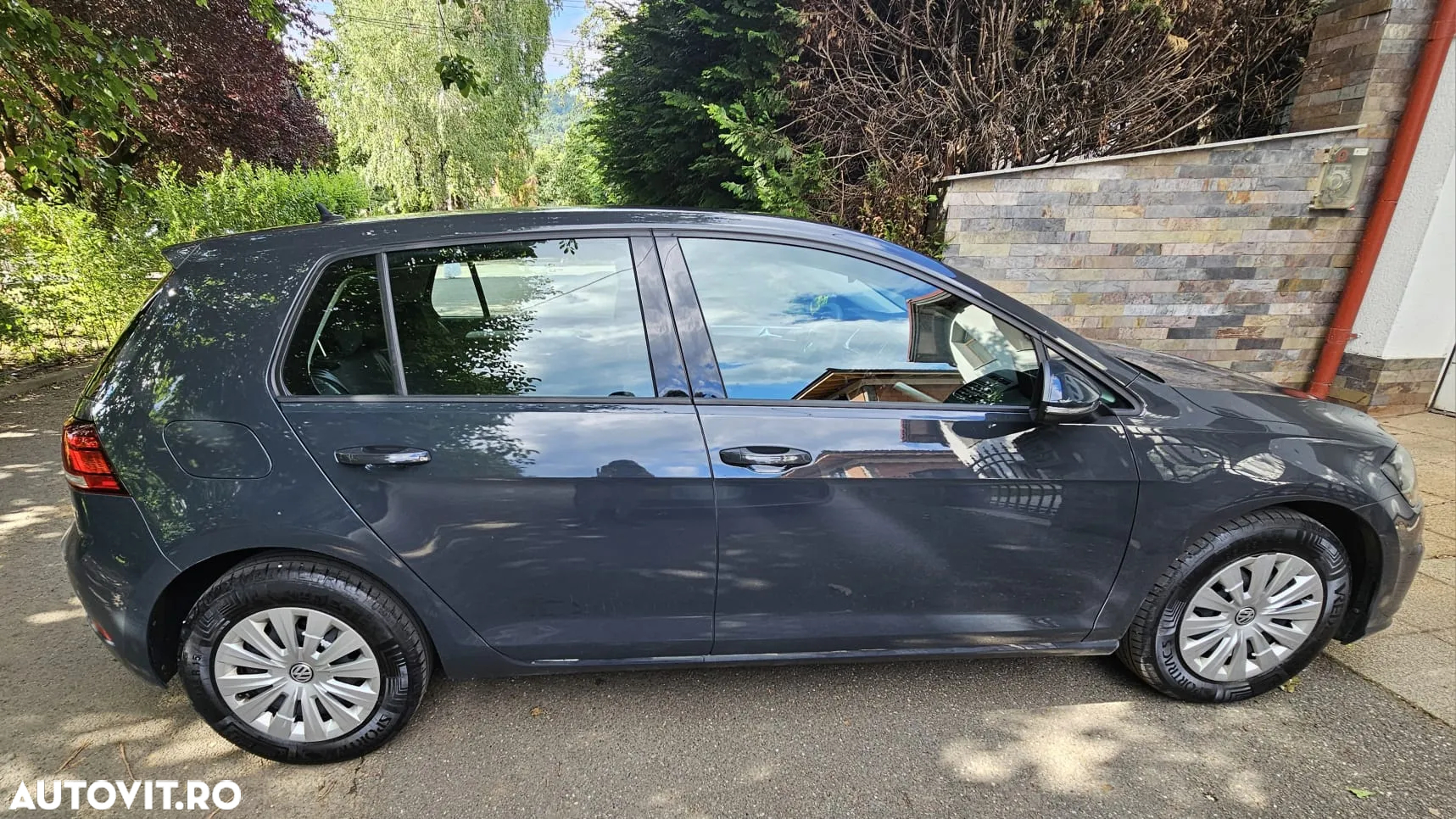 Volkswagen Golf 1.6 TDI Trendline - 4