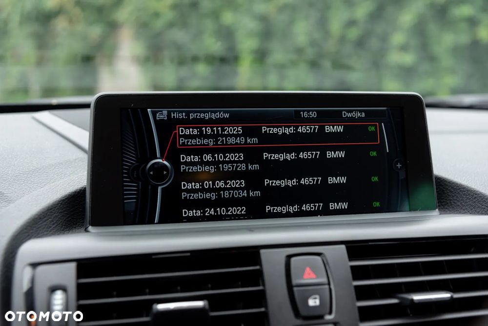 BMW Seria 1 120d Sport-Aut Urban Line - 35