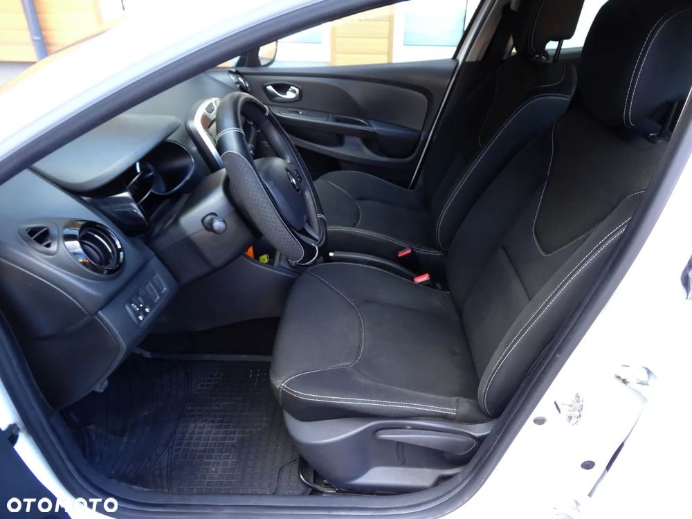 Renault Clio 1.2 16V Limited - 19