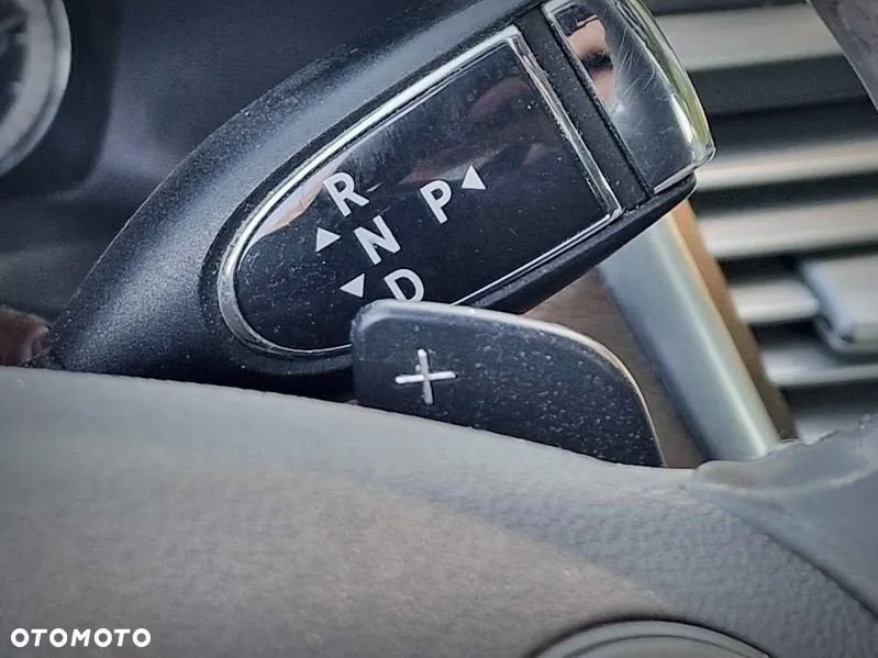 Mercedes-Benz Klasa E 350 CGI BlueEffICIENCY - 19