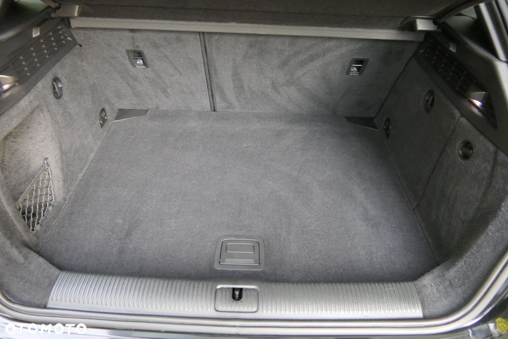 Audi A3 Sportback 1.4 TFSI cylinder on demand S line Sportpaket - 32