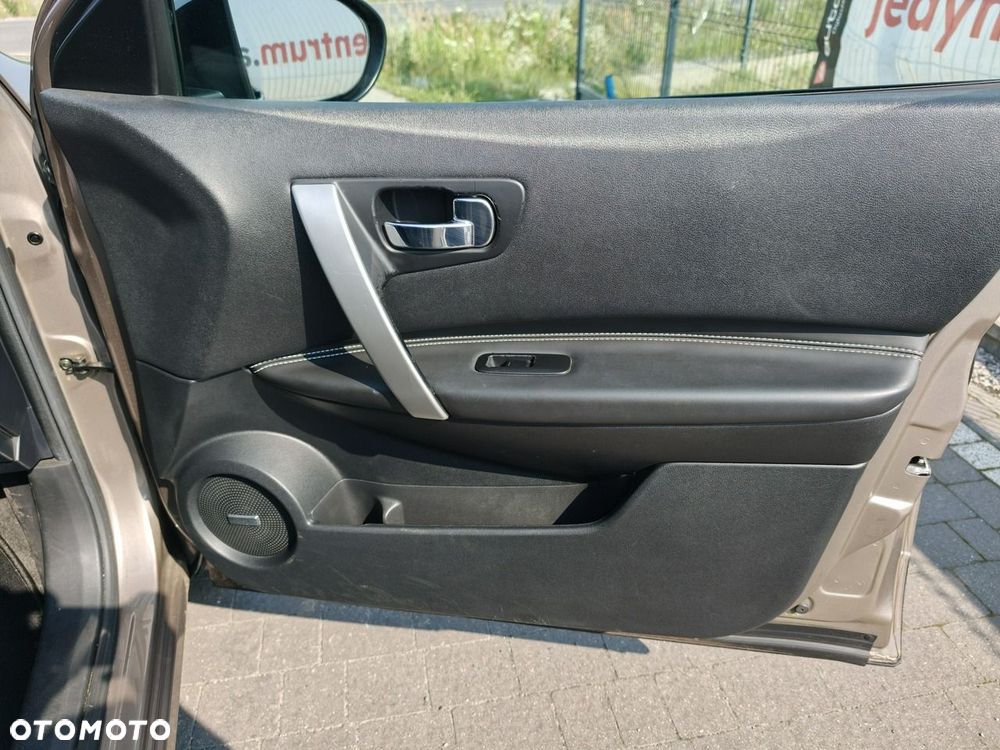 Nissan Qashqai - 22