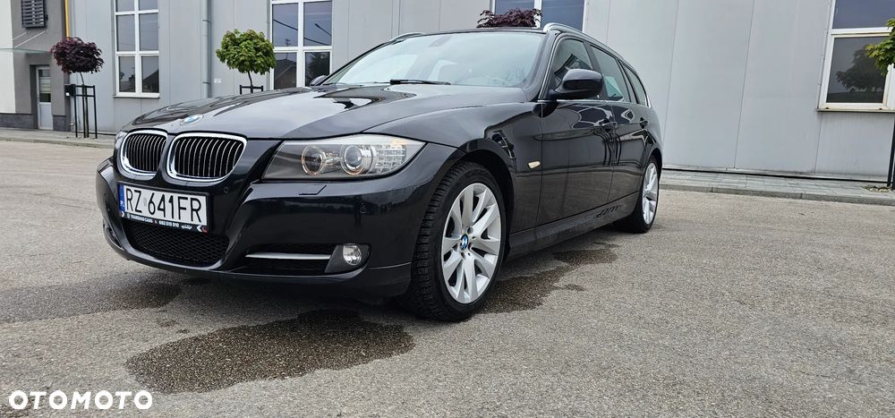 BMW Seria 3 320i - 8