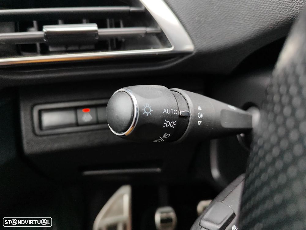 Peugeot 3008 1.5 BlueHDi GT - 20