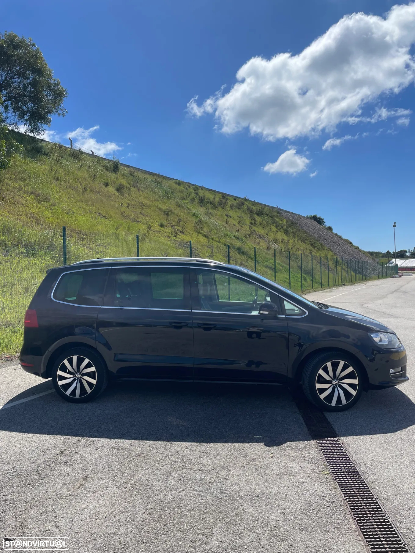 VW Sharan 2.0 TDI Highline DSG - 2