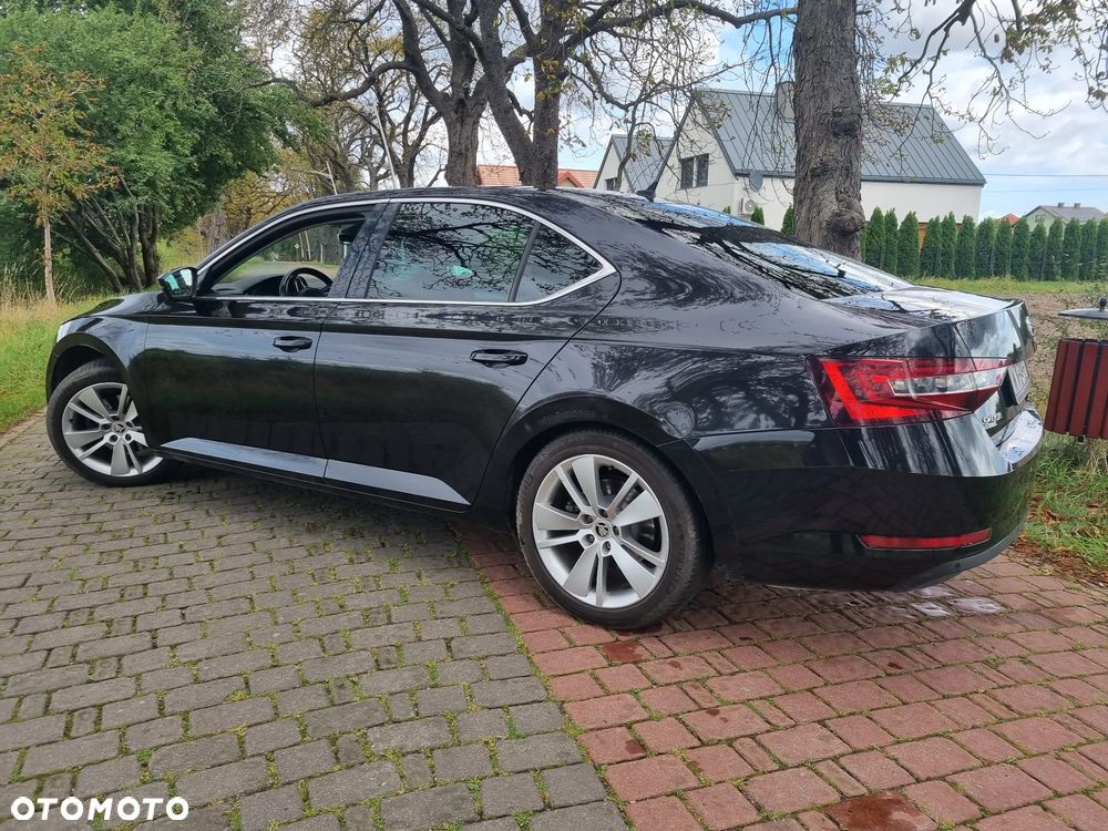Skoda Superb 2.0 TSI Style DSG - 4