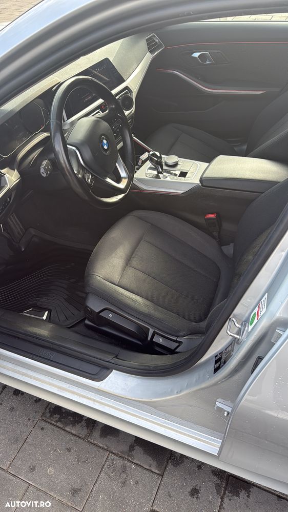BMW Seria 3 320d AT MHEV - 12