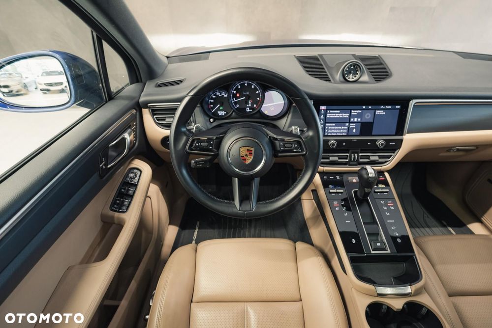Porsche Macan - 12