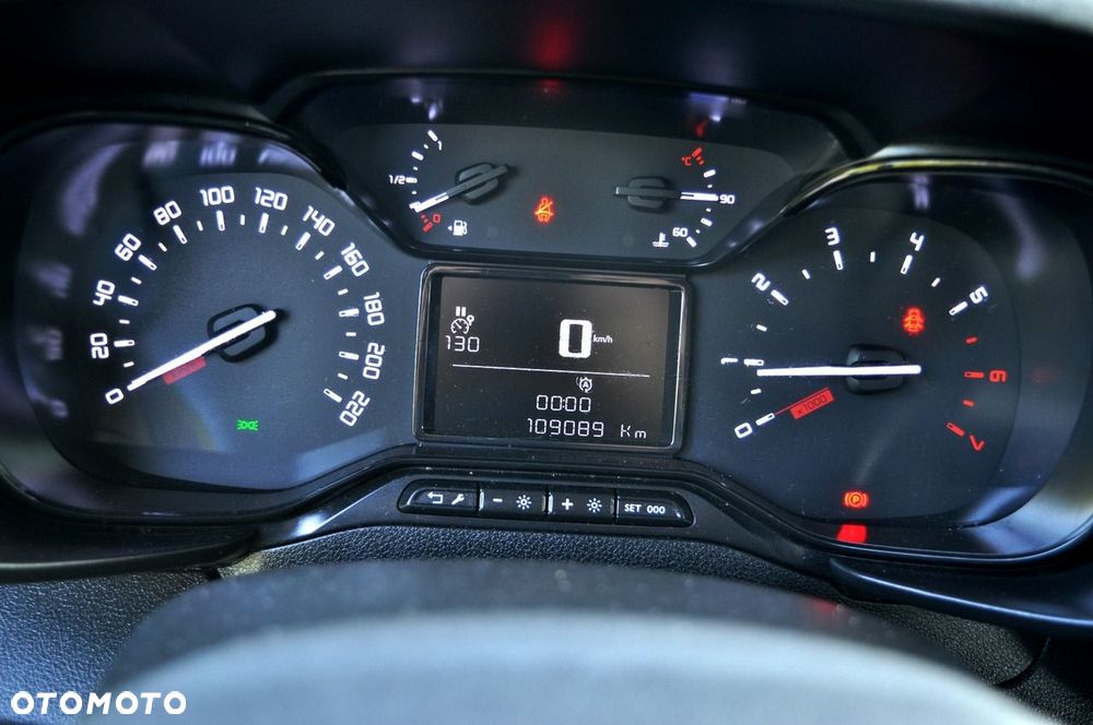 Toyota Proace City - 17