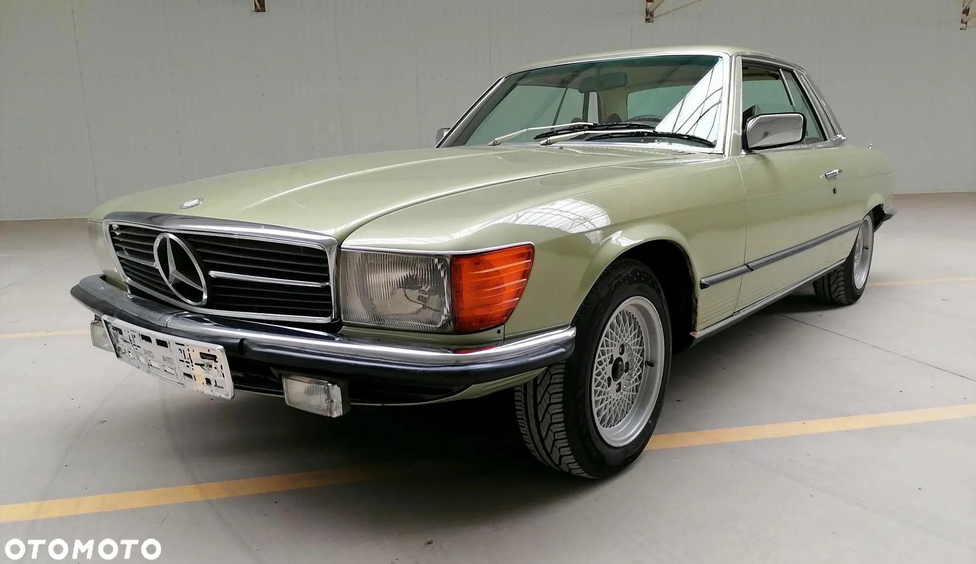 Mercedes-Benz SLC - 1
