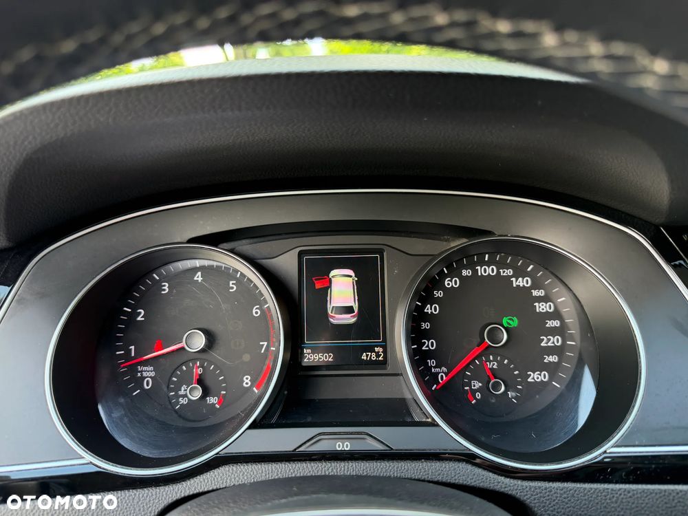 Volkswagen Passat Variant 1.4 TSI BMT ACT Trendline DSG - 20