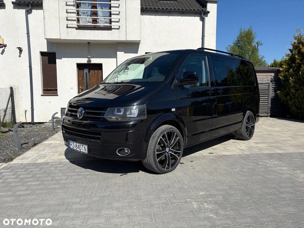 Volkswagen Multivan - 1