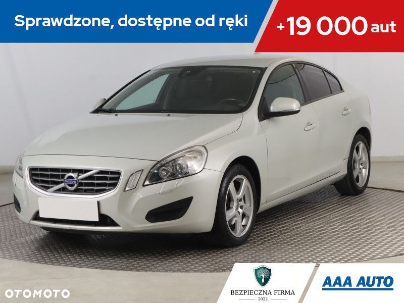 Volvo S60 - 1