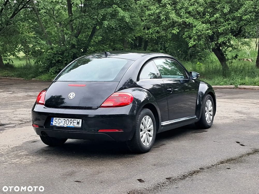 Volkswagen Beetle 1.6 TDI DPF Blue Motion Technologie Design - 6