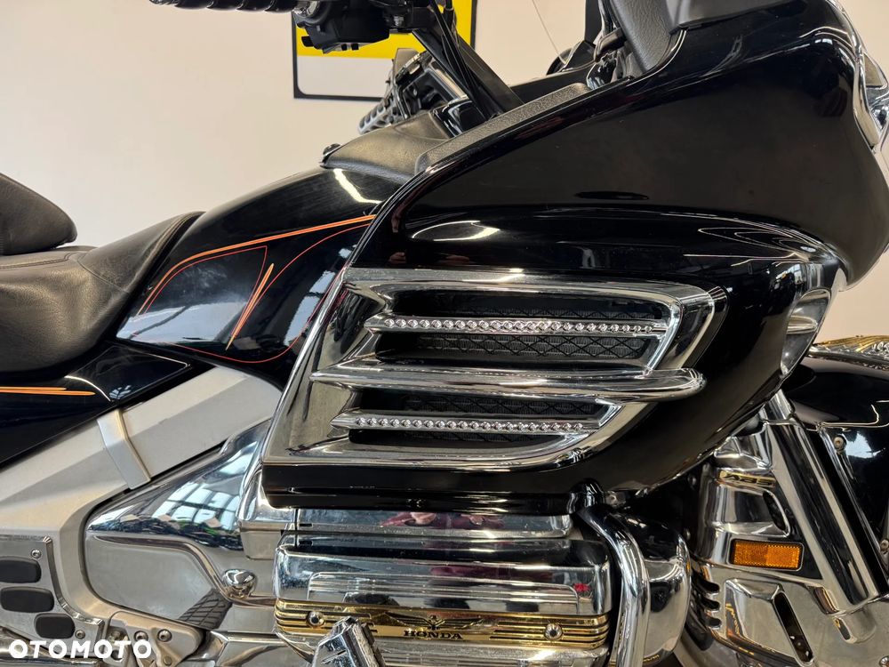 Honda GL - 11