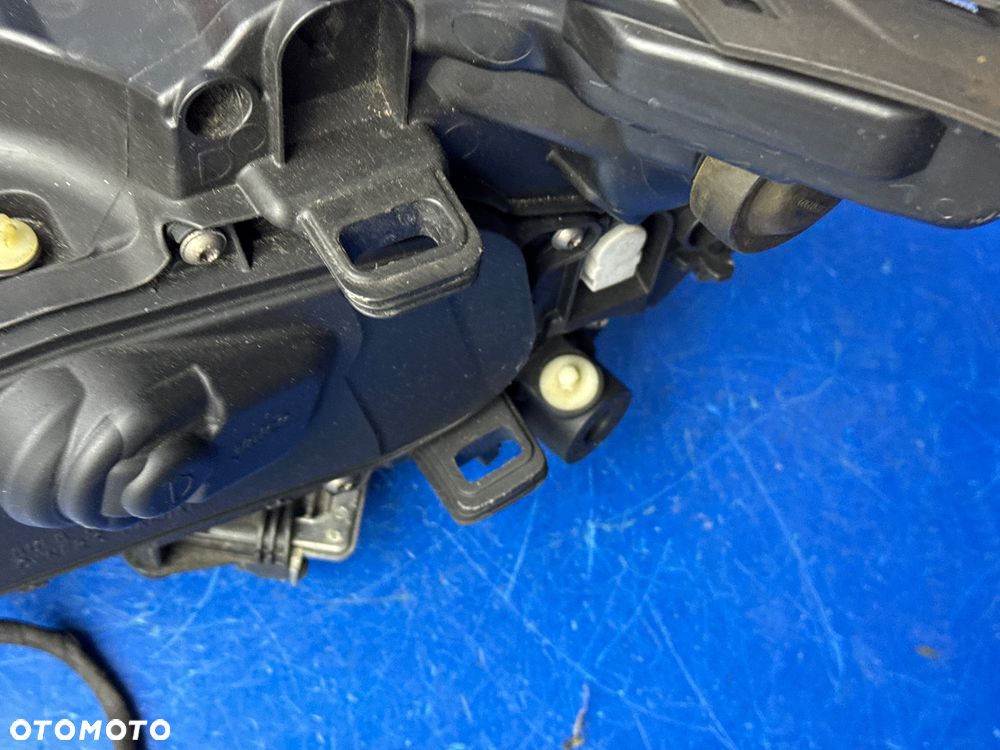 Prawy BI XENON VOLVO S60 V60 SKRĘTNA EUROPA BDB VALEO KOMPLETNA - 8