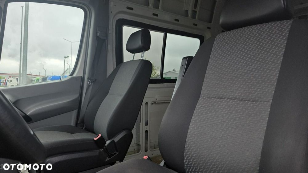 Volkswagen Crafter - 15