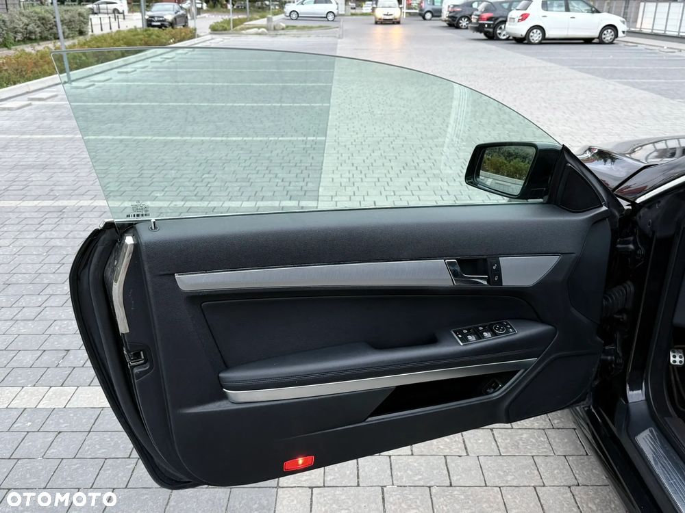 Mercedes-Benz Klasa E 350 CDI BlueEff - 12