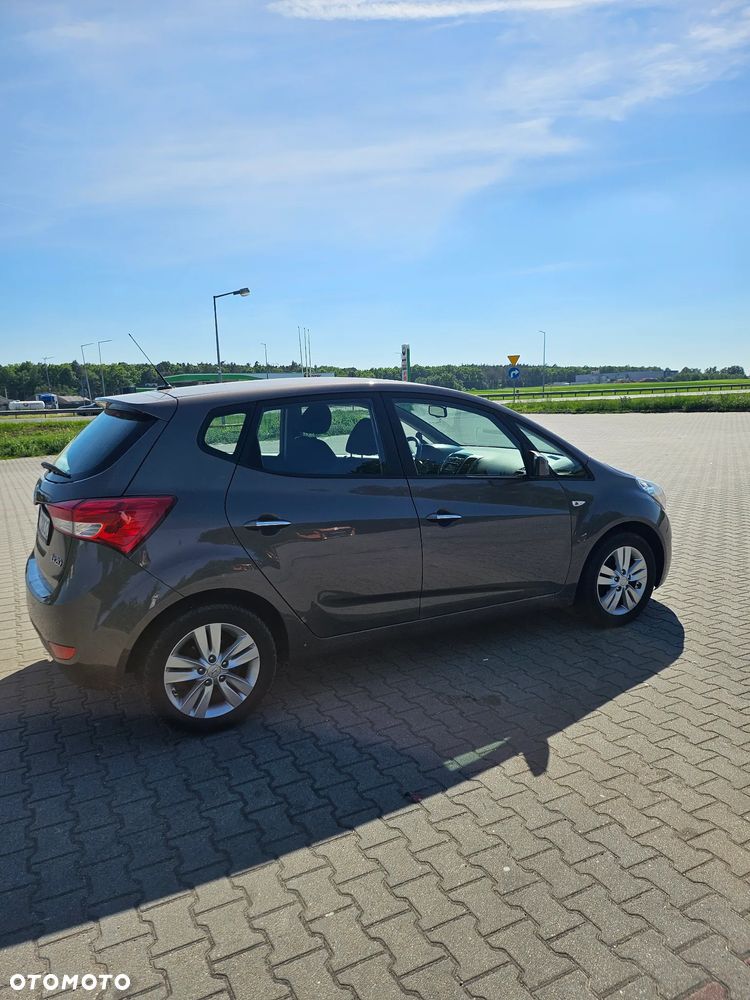 Hyundai ix20 1.6 Comfort - 12