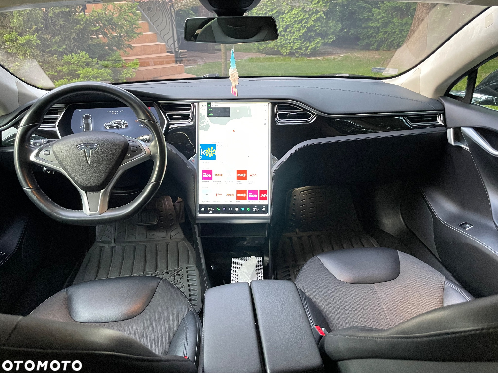 Tesla Model S 70 D - 20