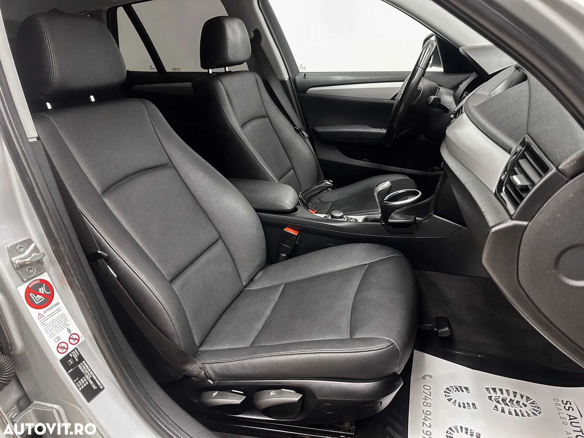 BMW X1 xDrive18d - 10