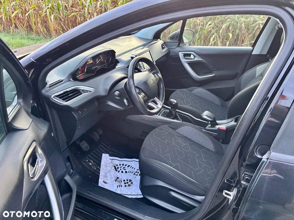 Peugeot 2008 2019 photo 4