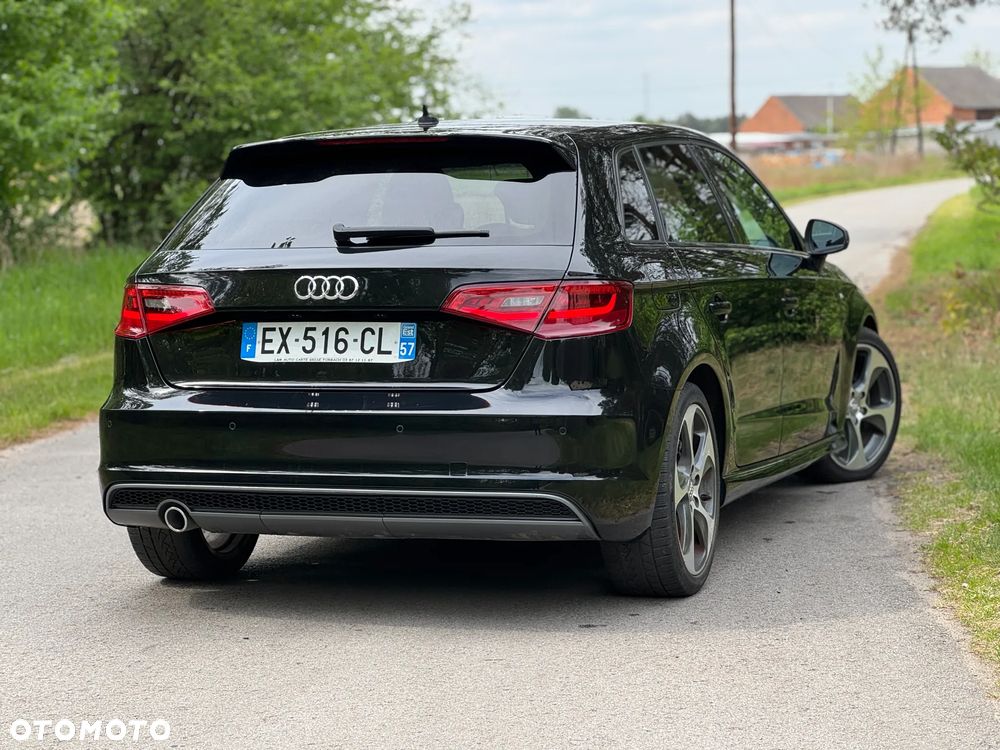 Audi A3 Sportback 1.6 TDI (clean diesel) S tronic S line Sportpaket - 28