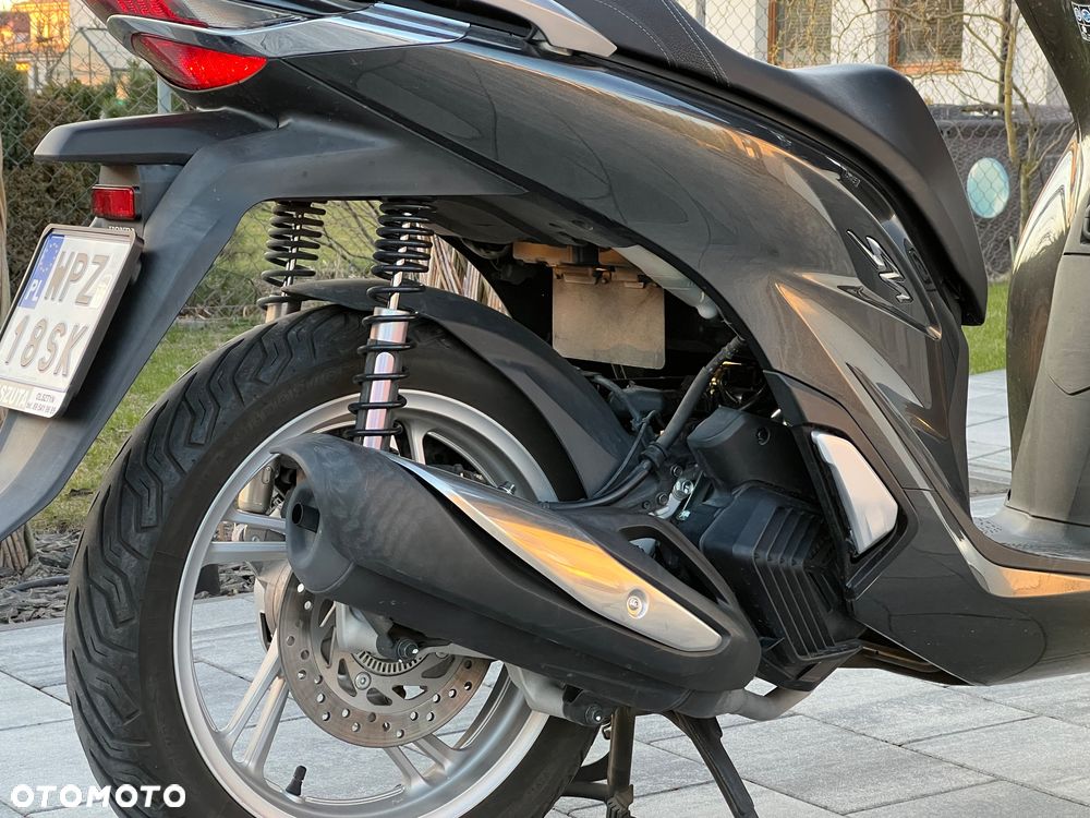 Honda SH - 9