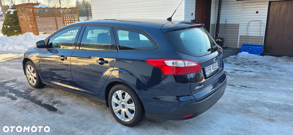 Ford Focus 1.6 TDCi DPF Trend - 12
