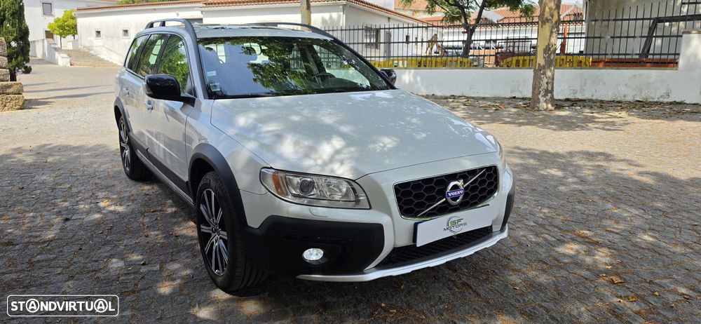 Volvo XC 70 2.0 D4 Momentum Geartronic - 2
