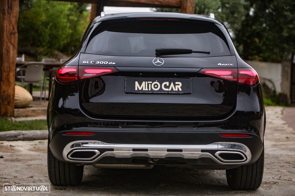 Mercedes-Benz GLC 300 de 4Matic - 14