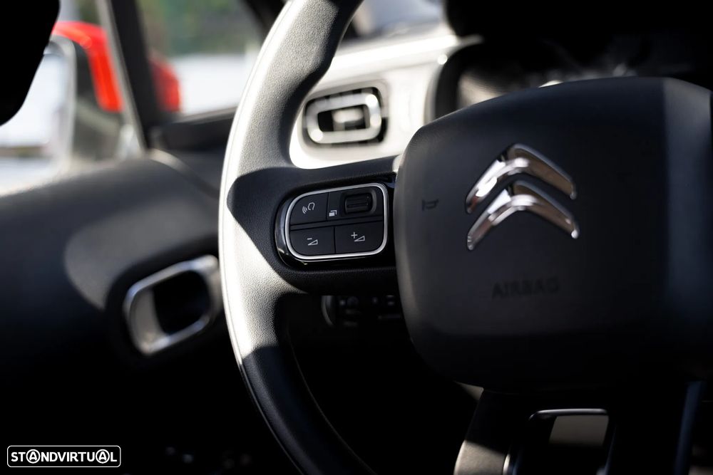 Citroën C3 1.2 PureTech Shine - 20