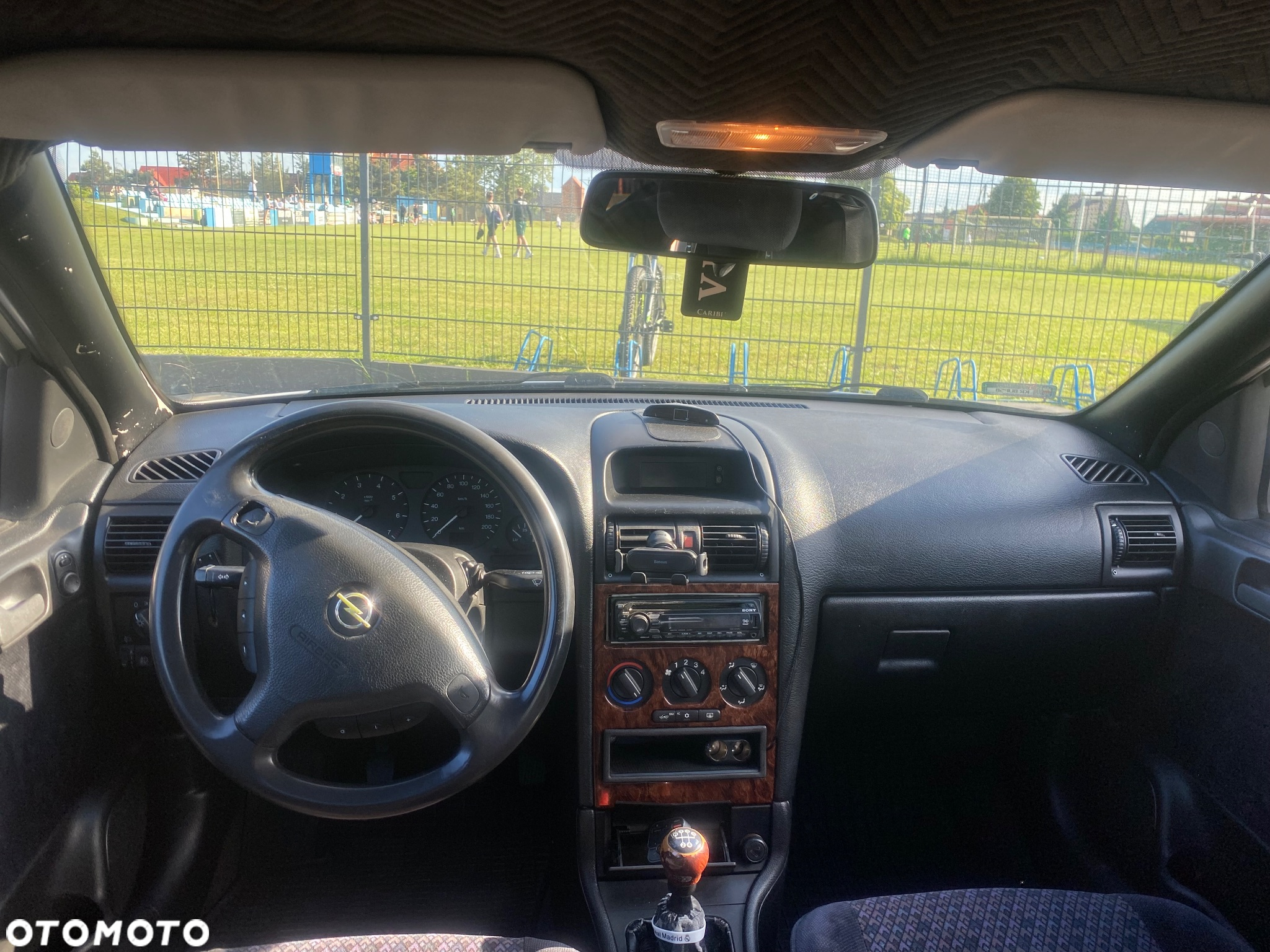 Opel Astra 1.6 - 5