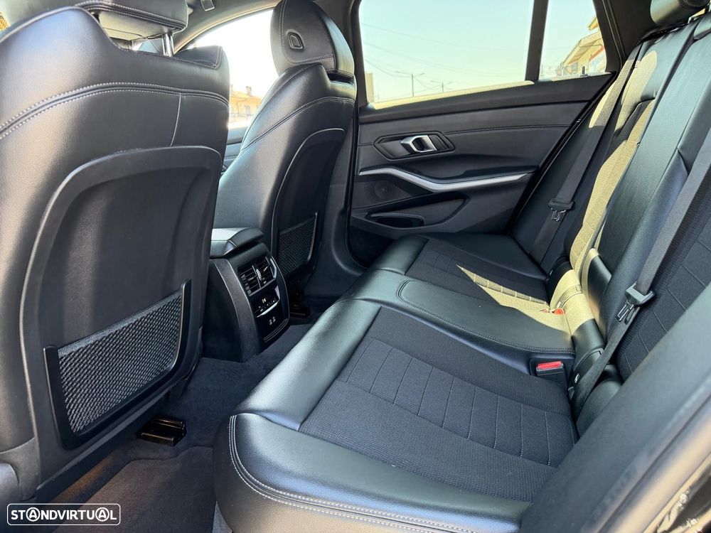 BMW 320 e Line Sport Auto - 11