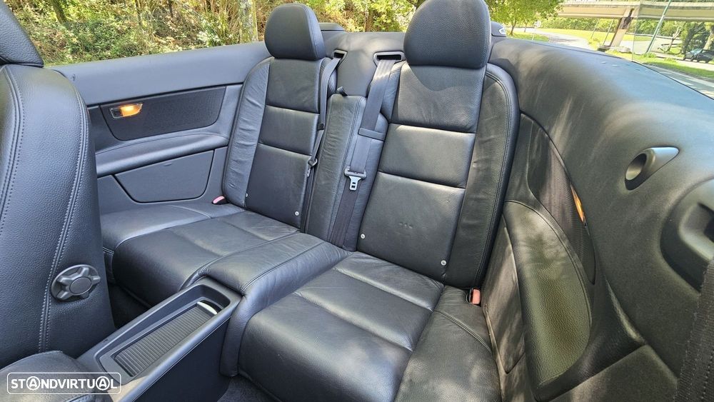 Volvo C70 2.4 D5 Summum Geartronic - 23